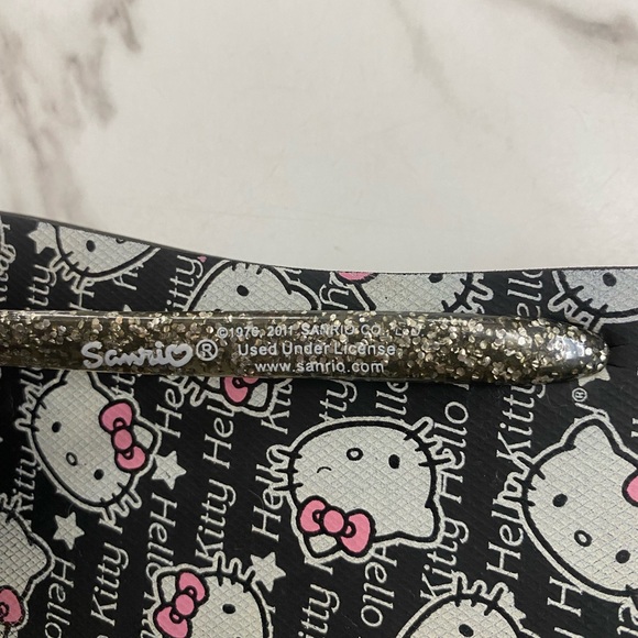 Hello kitty sandals - Picture 4 of 7